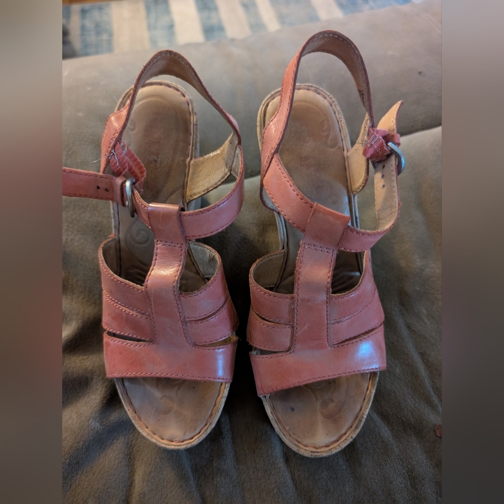 Women's Born Nicolina Coral Leather Wedge Sandals